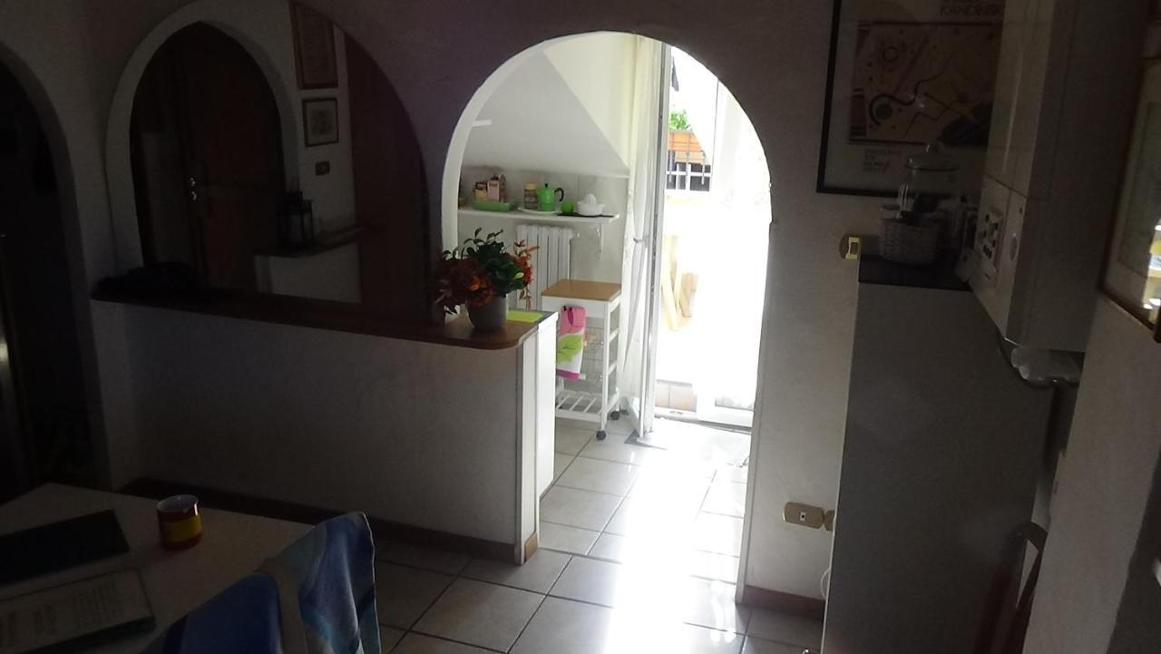 Alloggio Incantevole Sui Tetti Di Bologna Bagian luar foto